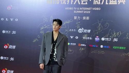 头条明星综艺有哪些,盘点近期热门头条明星参与的综艺节目